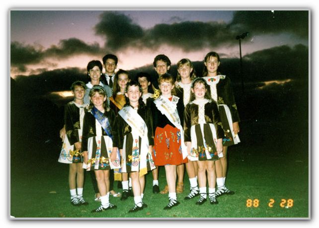 LJ with irish dancing troupe 28 Feb 1988